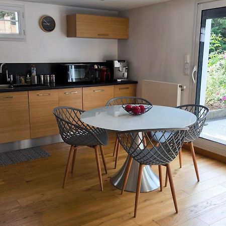 Tres Bel Appartement Avec Vue Sur Les Montagnes 圣伊米耶 外观 照片